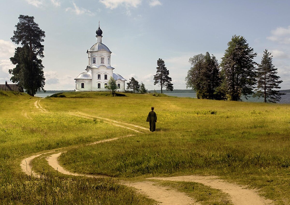 Уходящая история. Дорога к храму. Церковь вдалеке. Тропинка к храму. Храм поле дорога.