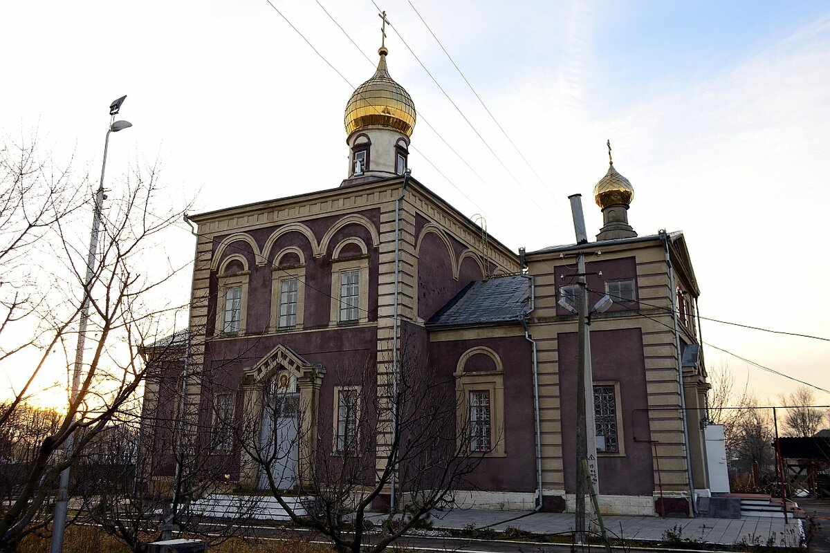 Храм Святой Троицы в с.Бургун-Маджары, Левокумский район, Ставропольский край