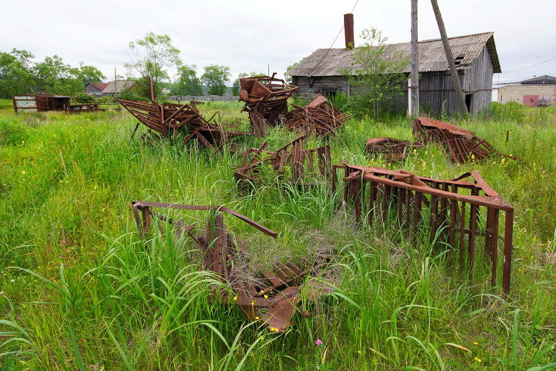 Кладбище малых промысловых судов рыбзавода в посёлке Датта