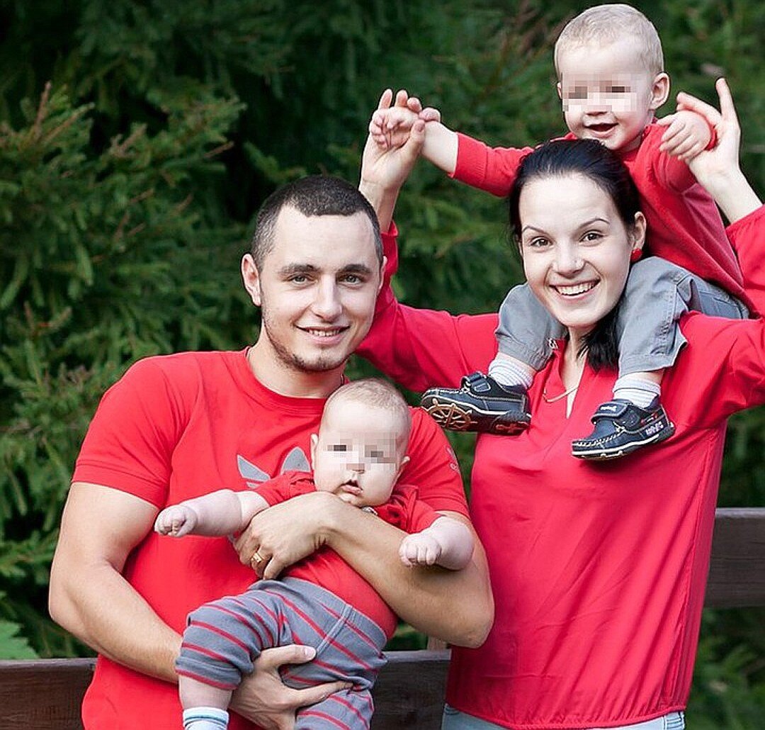 Максим андрющенко муж маргариты грачевой. Маргарита грачева свадьба. Маргарита грачева муж дмитрий. Сколько лет дали мужу который отрубил руки. Дмитрий грачев муж маргариты грачевой.