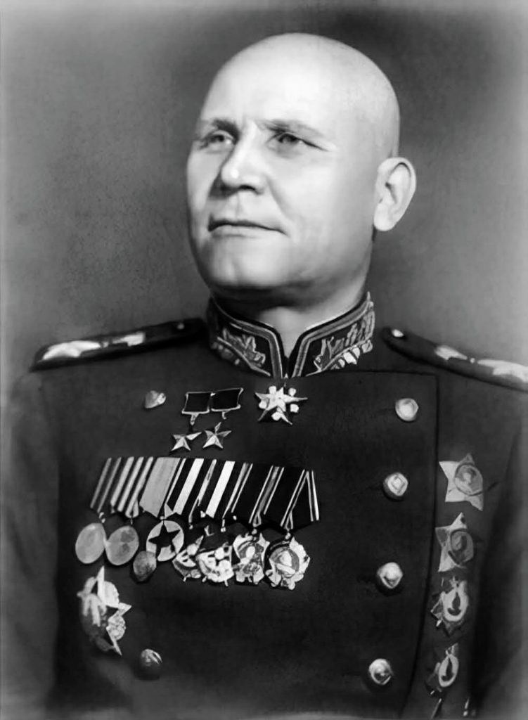 Инициатором присвоения Сталину звания генералиссимуса, вероятно, был маршал Иван Конев