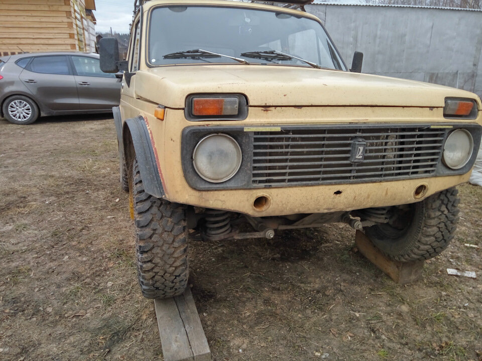 Площадка под лебедку в штатный бампер Chevrolet Niva до 2009