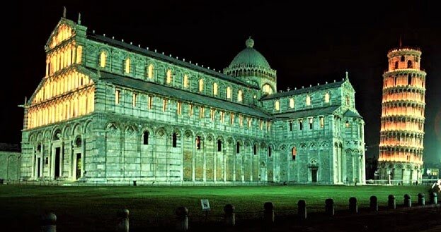 Ночной вид ансамбля!