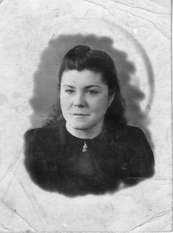 Нина Белова (Аксенова)