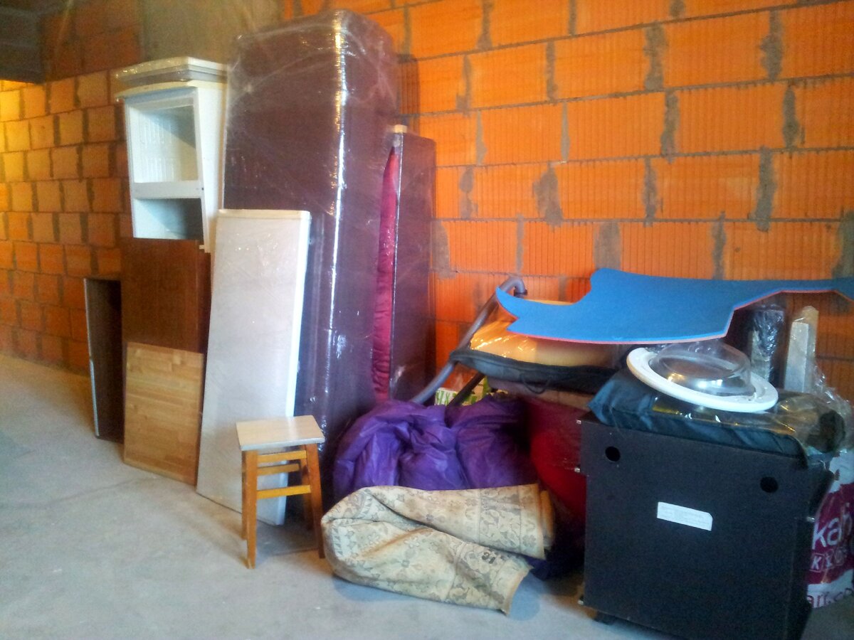 Переезд... он такой