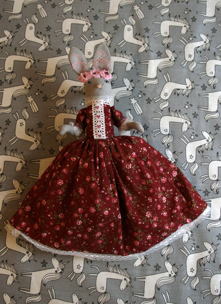 Зая-Зайка - в доме хозяйка