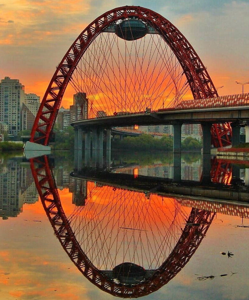 Bridge moscow. Хорошево-Мневники живописный мост. Хорошево Мневники красный мост. Краснопресненская магистраль живописный мост.