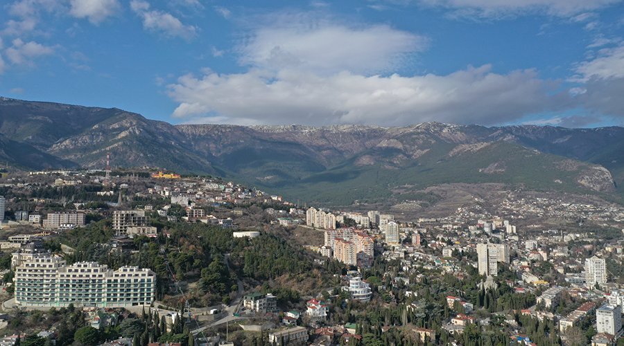 Вид на Ялту / Турпортал Крыма, Сергей Коршунов