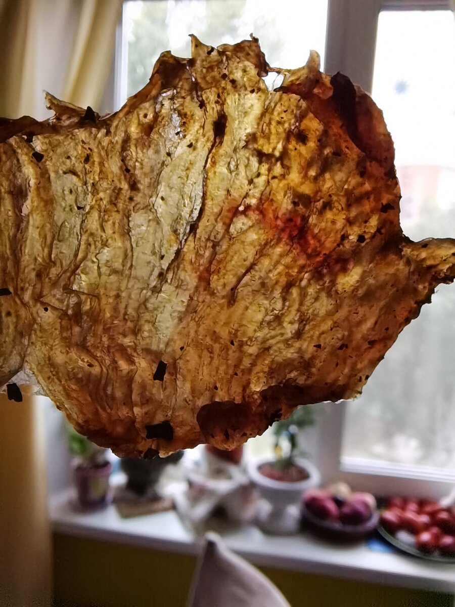 Тонкий ломтик индейки. Мне нравится тонкая нарезка, но кто-то может сказать, что оно как бумага, и будет по своему прав. На вкус и цвет, как говорится... Фото автора