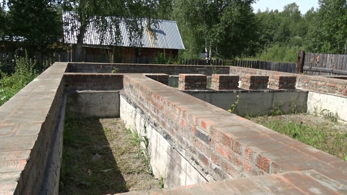 Цоколь из кирпича