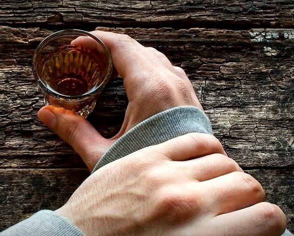 Бросать пить на время. Всегда ли это правильно?