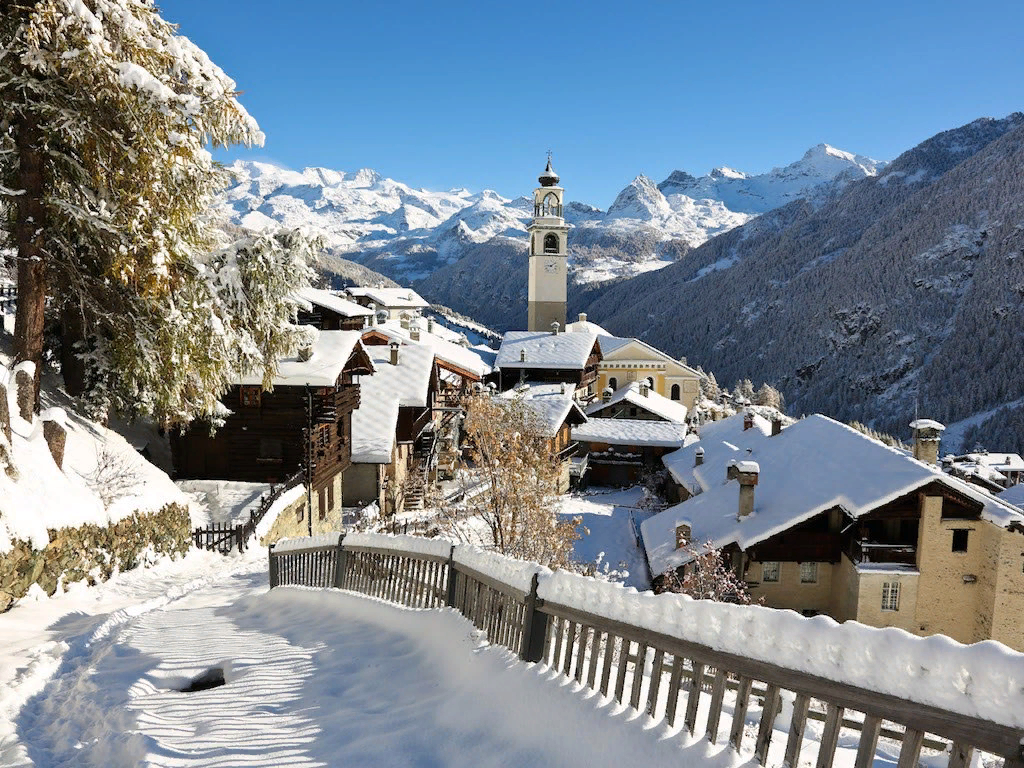 Валле Д'Аоста — самый малонаселенный и высокогорный регион Италии. Фото из открытого источника