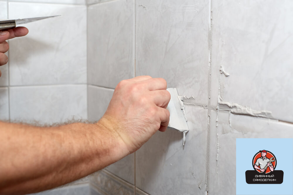 Нанесение силиконовой затирки