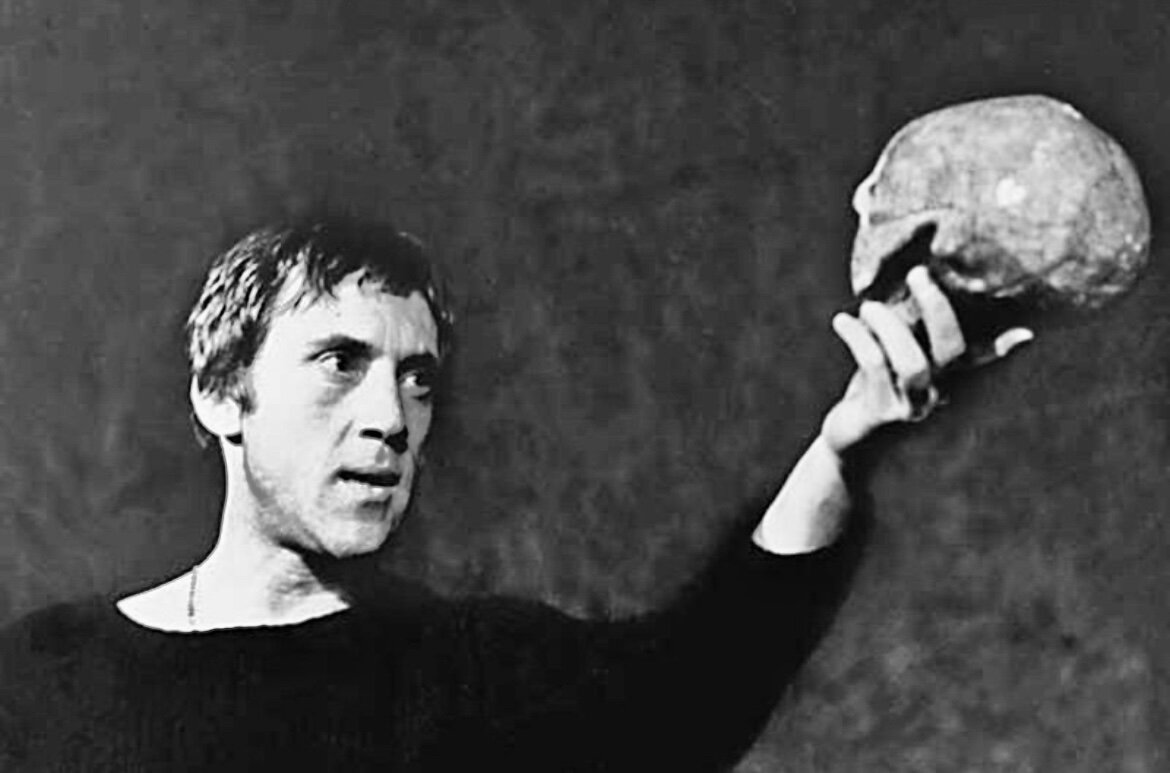 Владимир Высоцкий в роли Гамлета