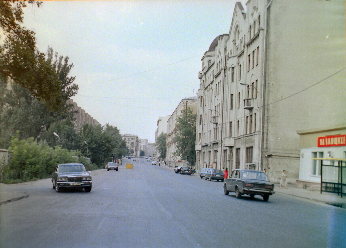 История одной улицы – от купеческой эпохи до спального района | Now&Then  Russia | Дзен