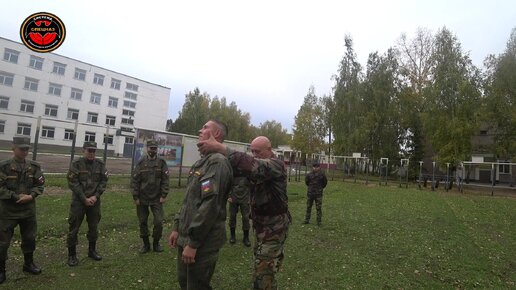 Сергей бадюк фсб. Козлов бесконтактный бой. Слушать инструктор гру. Вадим старов система спецназ. Инструктор спецназа гру книга.