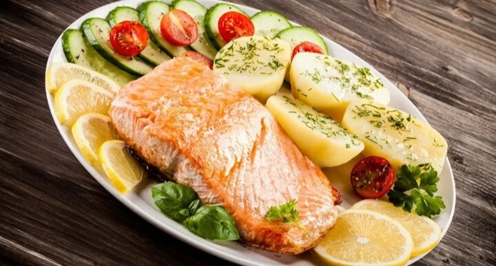 Сёмга на пару с картофелем 