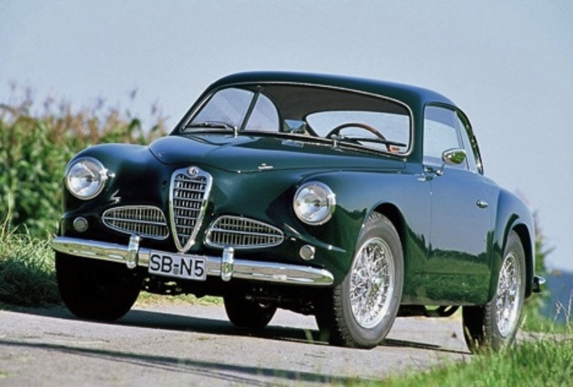 Массовая модель Alfa Romeo 1900 Berlina дебютировала на Парижском автосалоне в 1950 году и за время существования разошлась очень хорошим тиражом