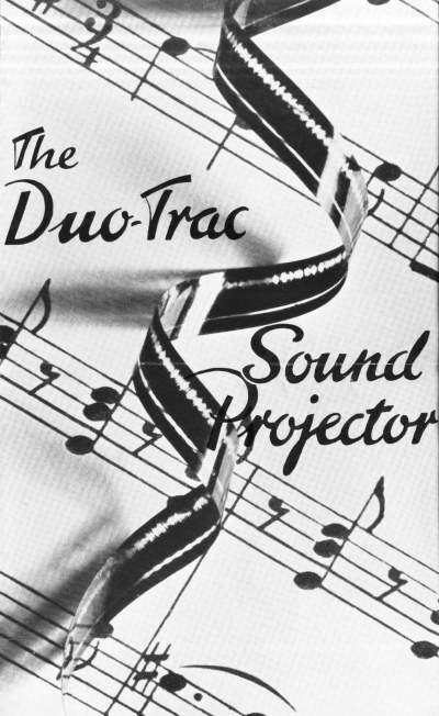 Ozaphane Duo-Trac появился на свет в феврале 1937 года. В нем использовалась уникальная система воспроизведения звука, которая, кажется, исчезла почти бесследно.-2