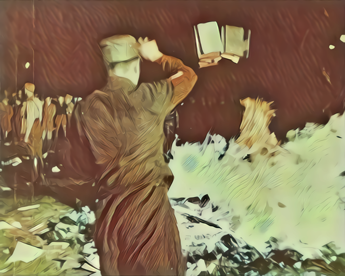 Не стоит проявлять терпимость там, где этого делать не надо. Оценил? Так «понравилось», что тянет выбросить это в костёр?
Не стесняйся, расскажи окружающим в любой форме. Защитнички найдутся и без тебя, а если чему-то место в топке — предложи туда это и отправить. Главное — цензурно и грамотно, в остальном я призываю воспользоваться-таки правом на свободу слова и говорить то, что вы думаете. Касательно произведения, конечно, а не автора.