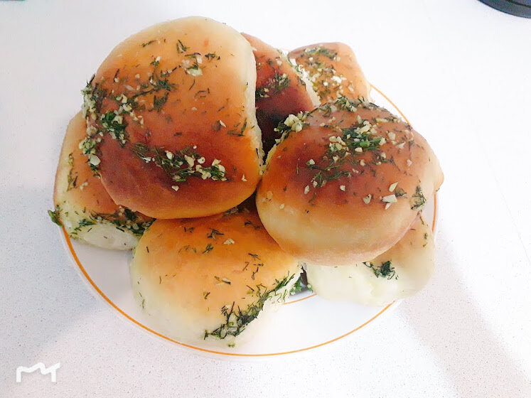 Это мои пампушки к борщу