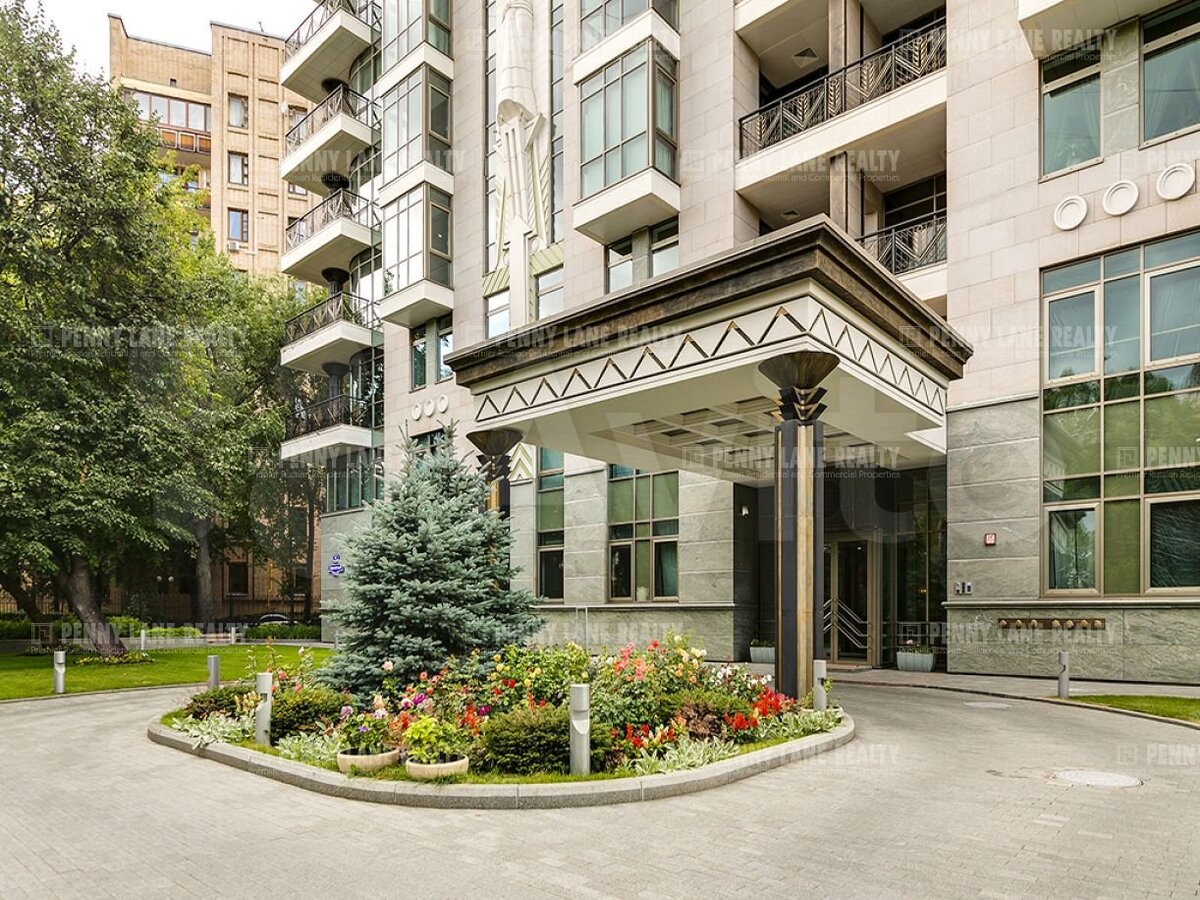 Парадный вход