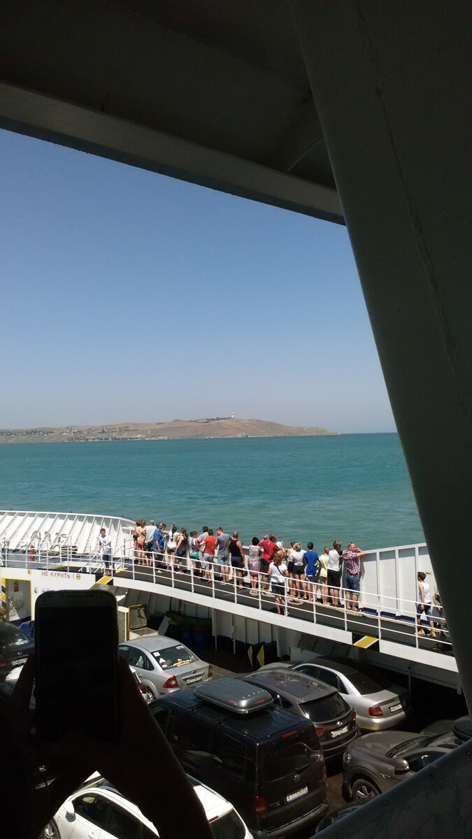 Фото из личного архива. Кажется, 2016 год. Тогда еще добирались с паромом.