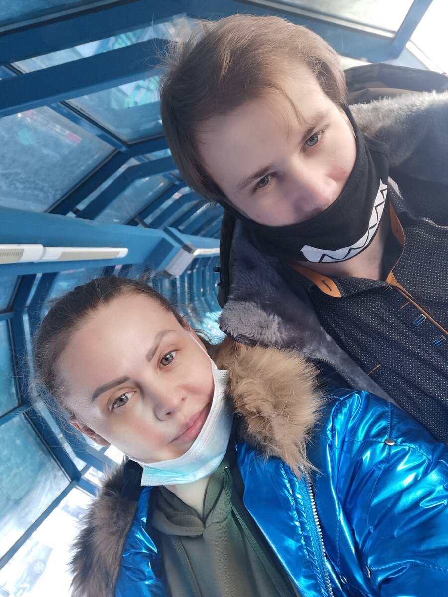 Я с сыном. Без фильтров, обработки и даже без косметики 😆