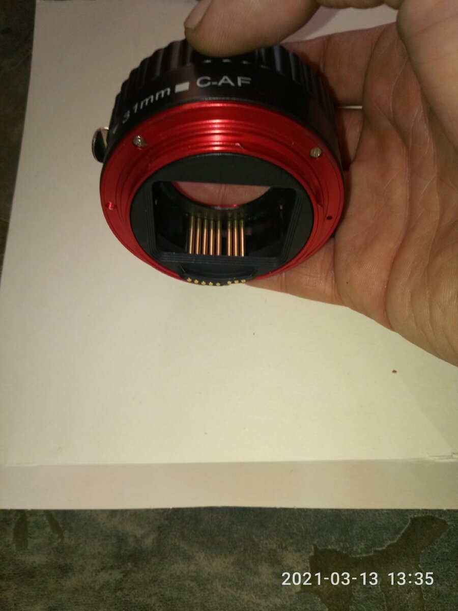 а теперь внимательно смотрим вовнутрь и видим по какой причине горят фотики