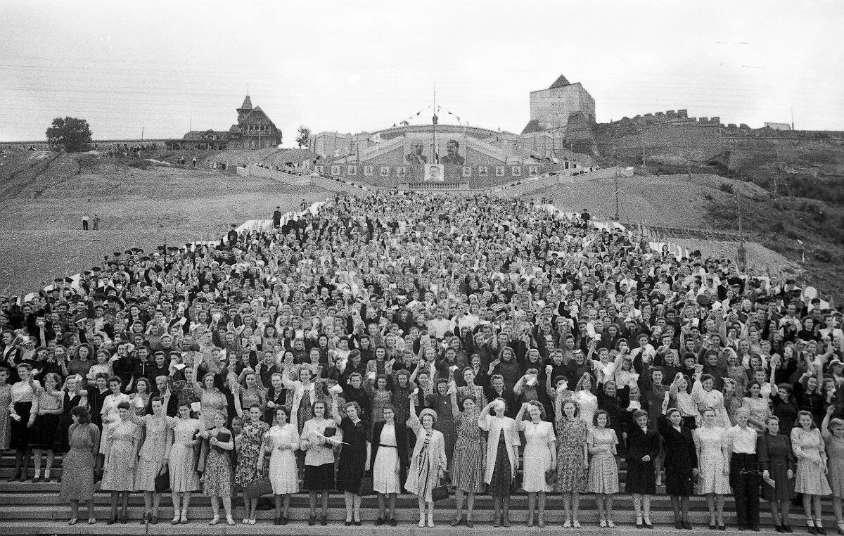 Открытие Чкаловской лестницы 1949