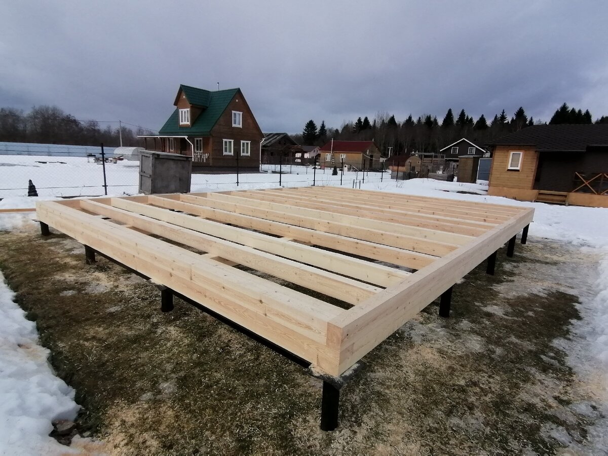 Листайте вправо