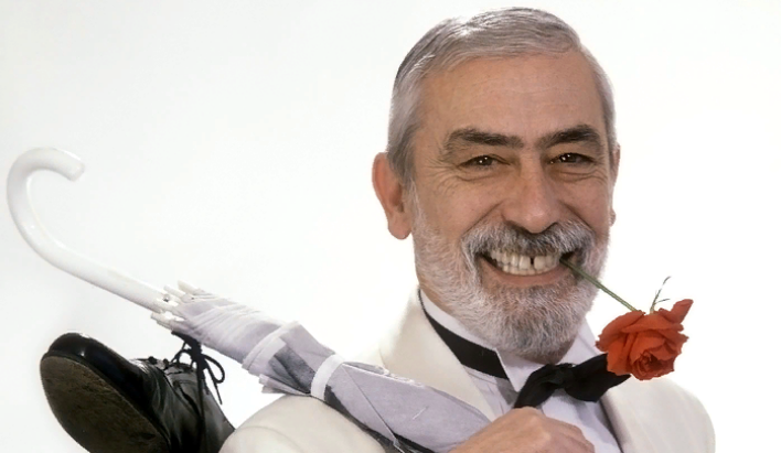 Легенда советского кино и эстрады – Вахтанг Кикабидзе. Его незабываемый, мягкий и бесконечно красивый голос, способный прикасаться к душе слушателей, помнят и до сих пор любят миллионы людей.-5