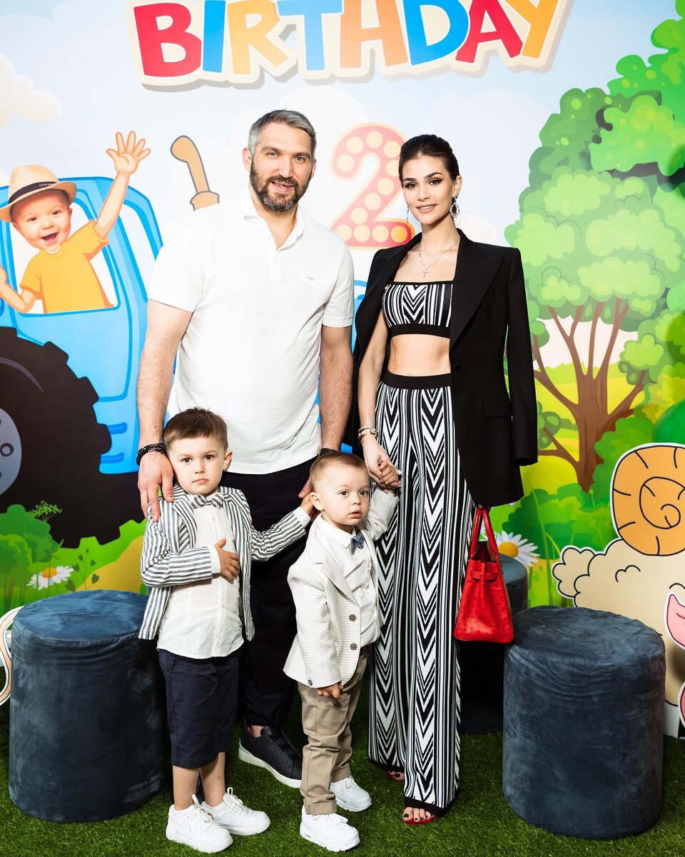 Александр Овечкин, Анастасия Шубская и их дети