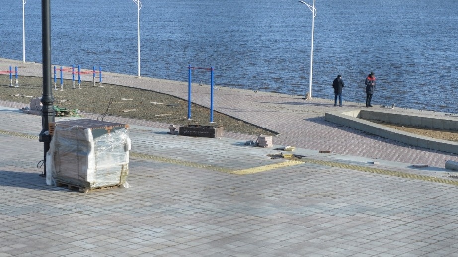     За превышение должностных полномочий экс-руководителя приговорили к трем с половиной годам лишения свободы.