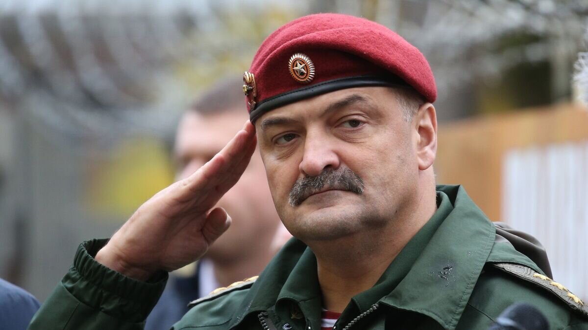    Первый заместитель директора Федеральной службы войск национальной гвардии РФ - главнокомандующего войсками национальной гвардии России генерал-полковник Сергей Меликов© РИА Новости / Игорь Зарембо