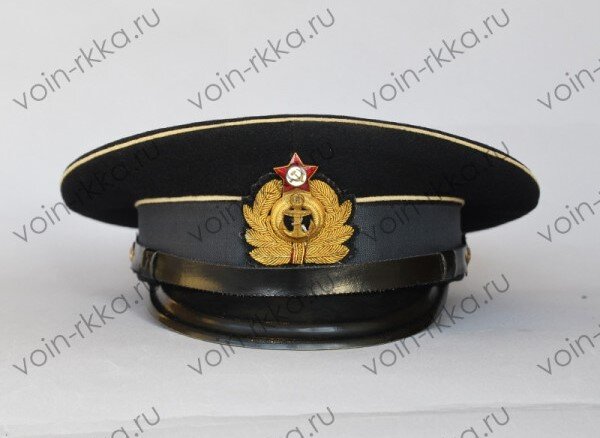 Фото из сети интернет, свободный доступ. / Фуражка офицера ВМФ СССР 1952 года выпуска (оригинал, сайт voin-rkka.ru).