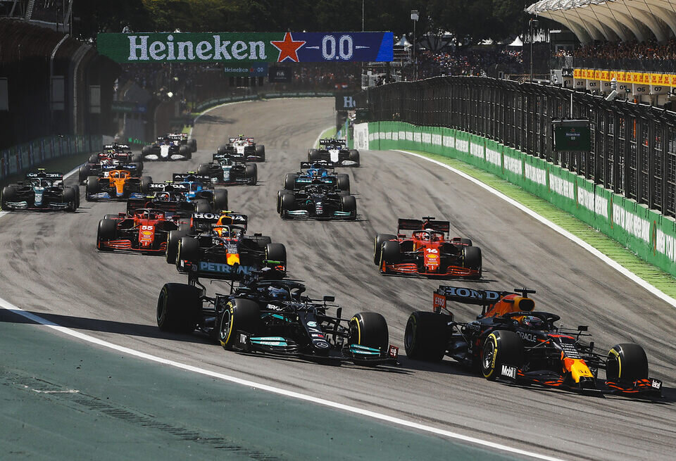  LAT Images / Mercedes AMG F1