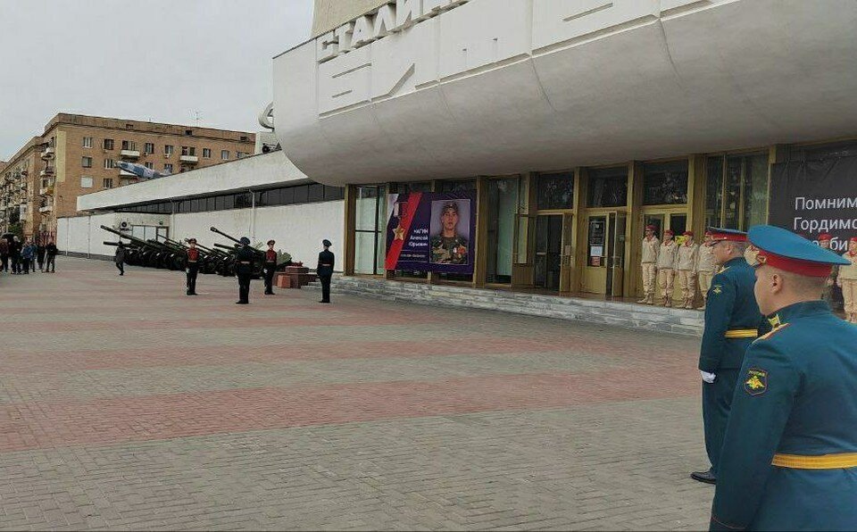     Прощание с Героем России проходило в Триумфальном зале музея-панорамы. Юлия Данильченко