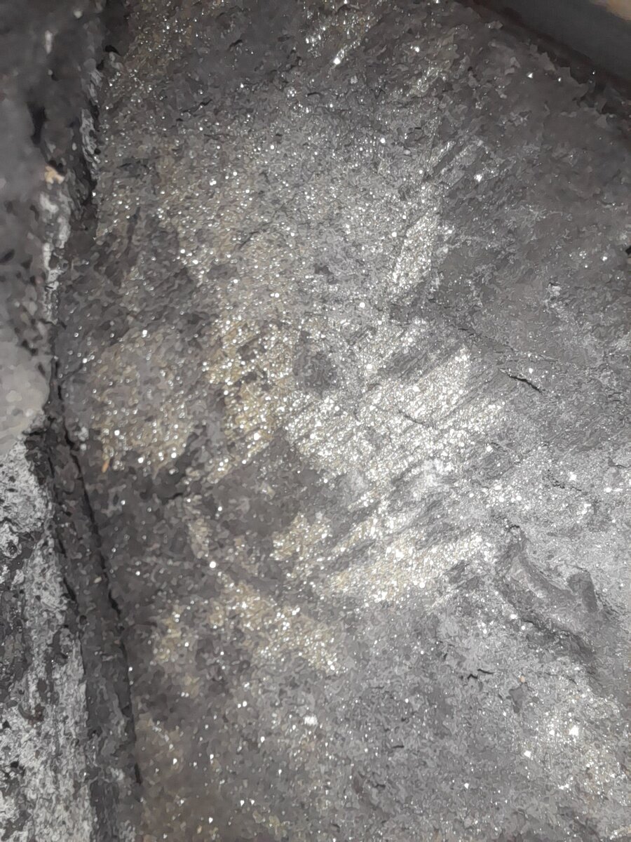 Вкрапленности пирита 