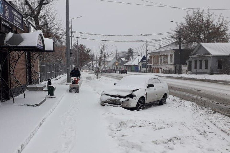     На городских улицах очистка от снега идет круглосуточно  Официальный сайт администрации Оренбурга