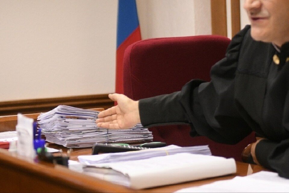     Суд сослался на неявку ряда участников. Алексей БУЛАТОВ