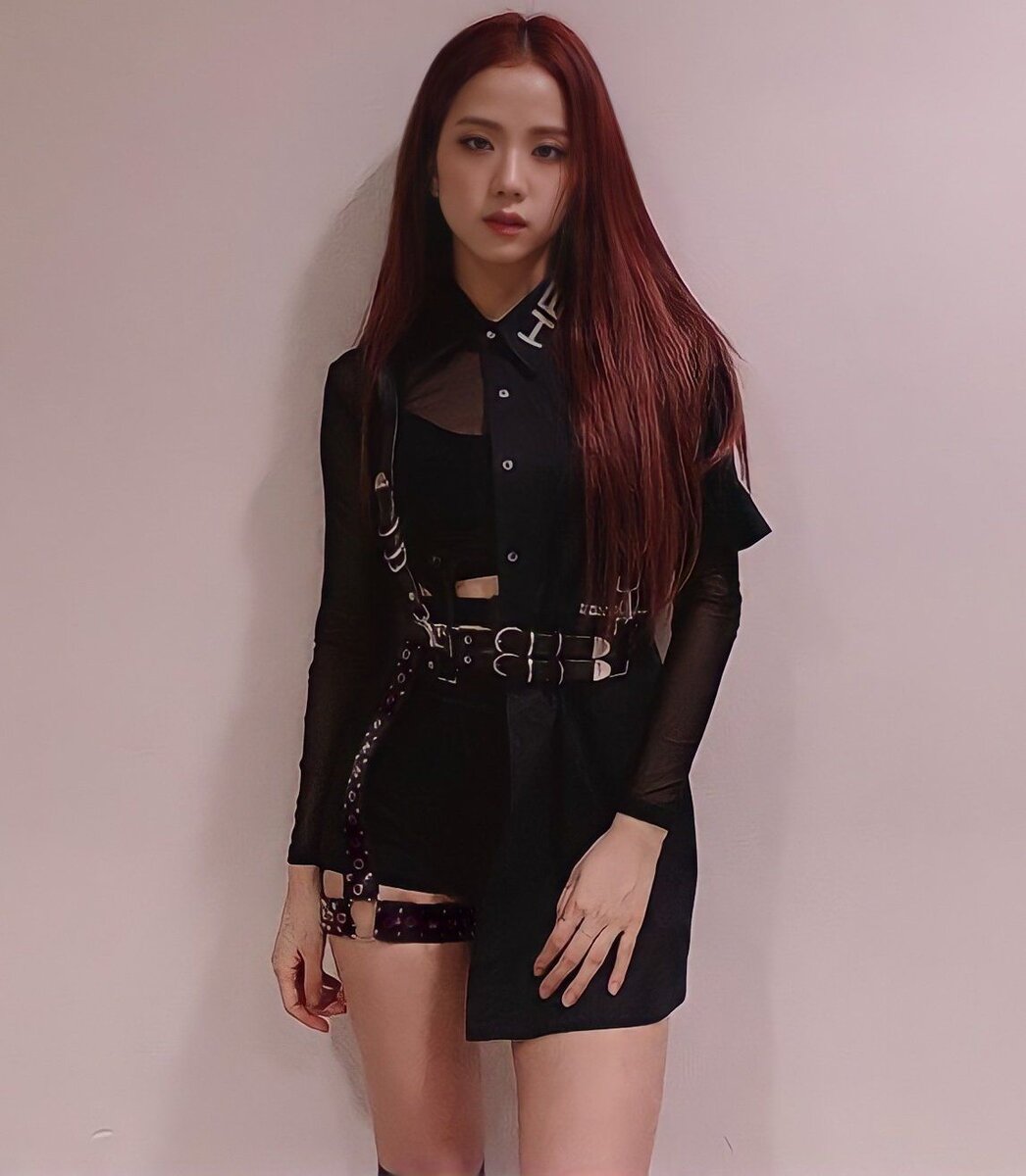 У Джису мало партий в группе Blackpink. Фото взято из интернета. 