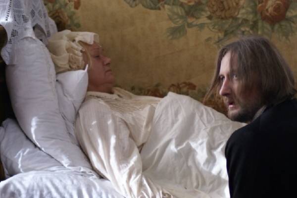 Кадр из фильма “Господа Головлевы”, режиссер Александра Ерофеева, 2010 г.