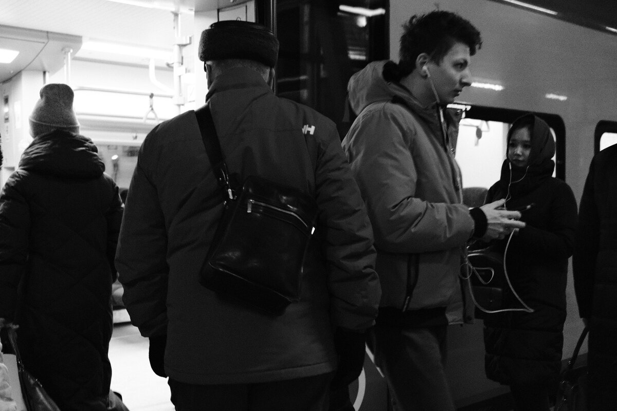 ©️Уличный фотограф Сергей Караваев, Fujifilm X-T4, Fujifilm XF 18-55мм F2.8-4R LM