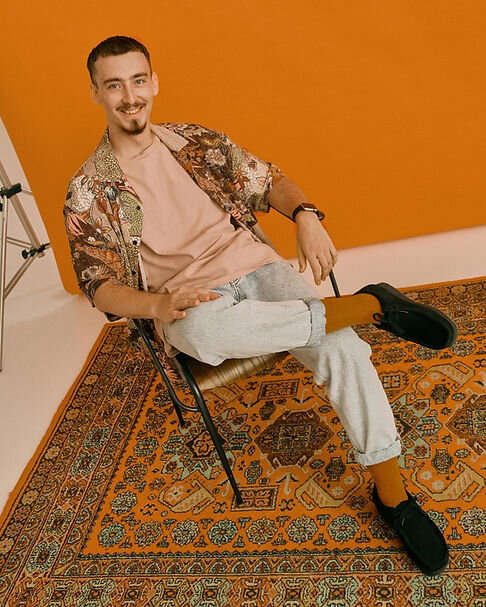 Макс, DJ Taiwu. Руководитель Volga DjSchool, в диджеинге 7 лет.