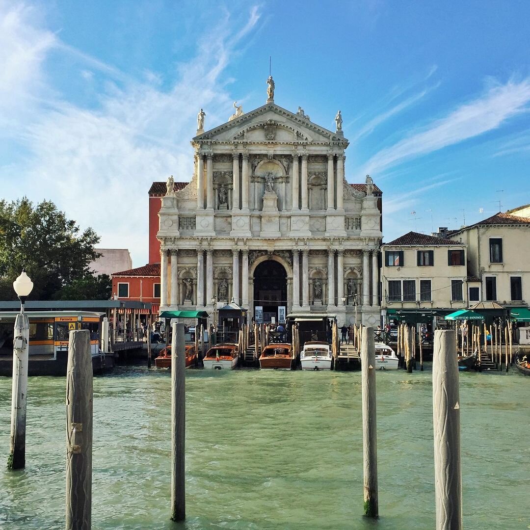Церковь Санта Мария ди Назарет (La chiesa di Santa Maria di Nazareth), 1660-1689 годов постройки.