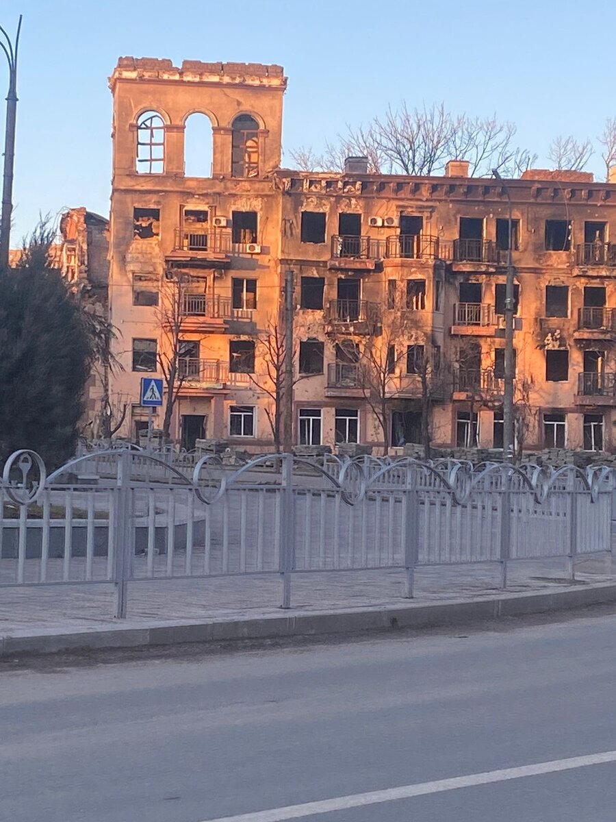 Так сейчас выглядит центр Мариуполя, личное фото.