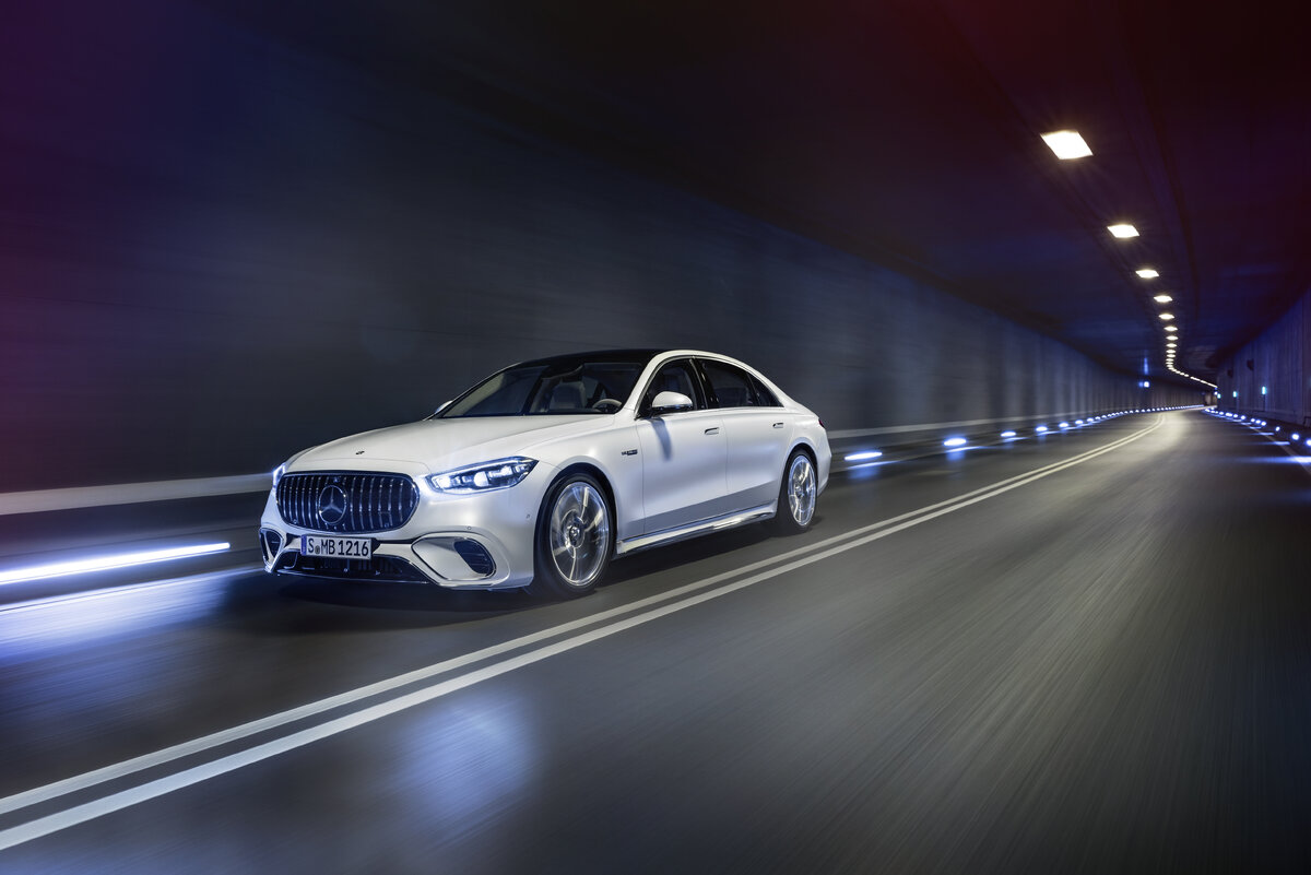    Mercedes-Benz
