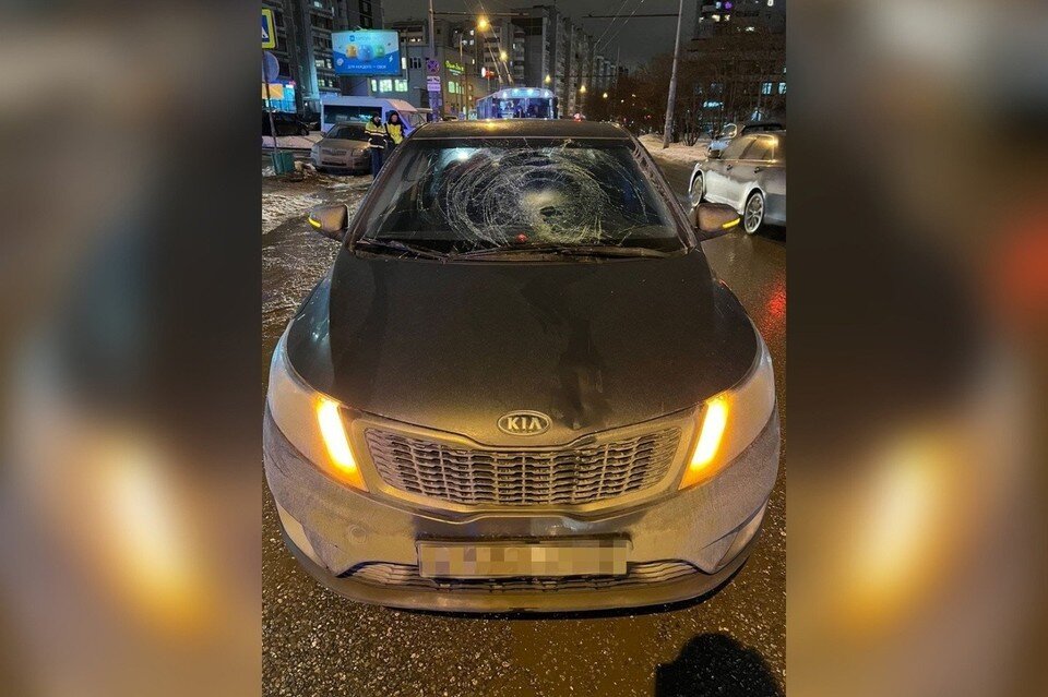     Женщину сбила иномарка. Фото: ГИБДД Екатеринбурга