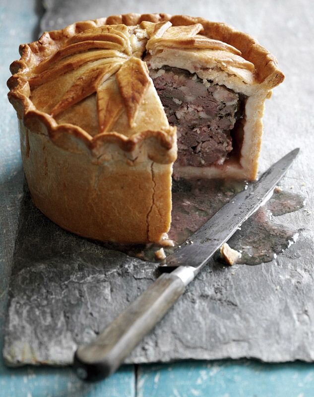 В Средние века в Европе пельмени были известны под названием "вареники", но употребление этой еды считалось "нехристианским". В связи с этим, в XVI веке церковь приняла решение изменить название пельменей на "грибные пироги", чтобы снять запрет на их употребление. Из этой истории мы можем понять, как важна религиозная традиция и как она может повлиять на культуру и пищевые привычки. Сейчас же пельмени являются одним из самых популярных блюд в России и многих других странах, и мы можем наслаждаться ими без каких-либо ограничений.

